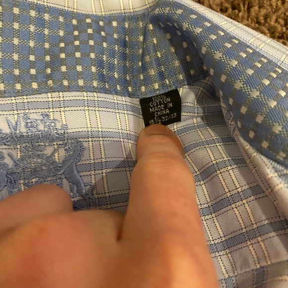 Long sleeve button down shirt. - Picture 2 of 3